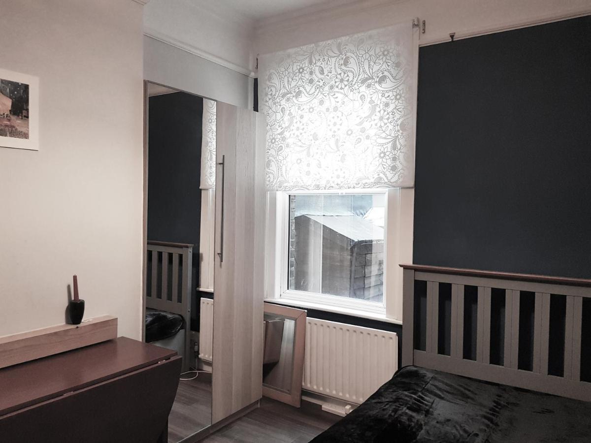 Helen'S House Apartment Лондон Екстериор снимка